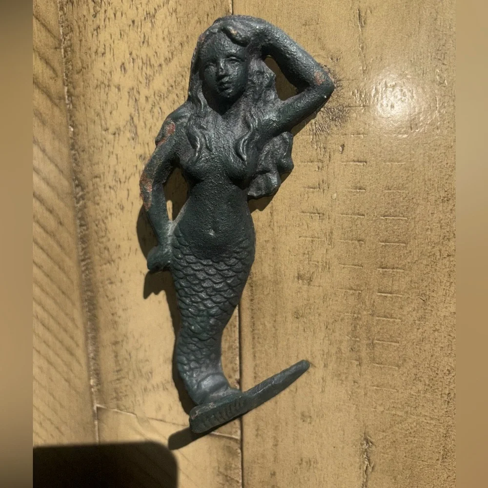 Vintage metal Mermaid hook